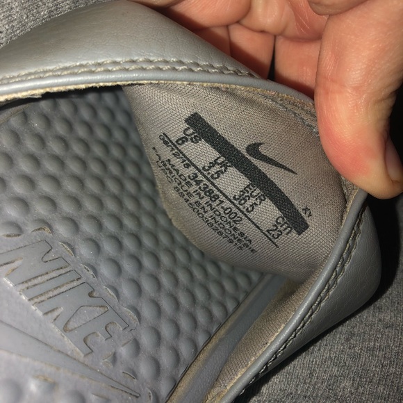 Nike slides - Picture 4 of 4